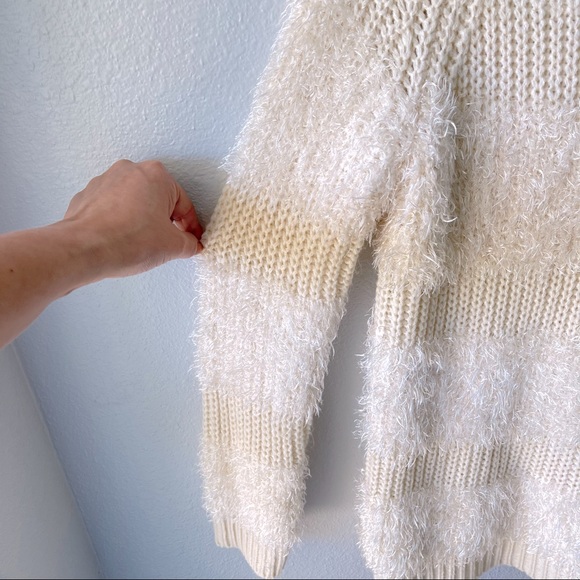 Spense knits Sweater - Picture 5 of 7